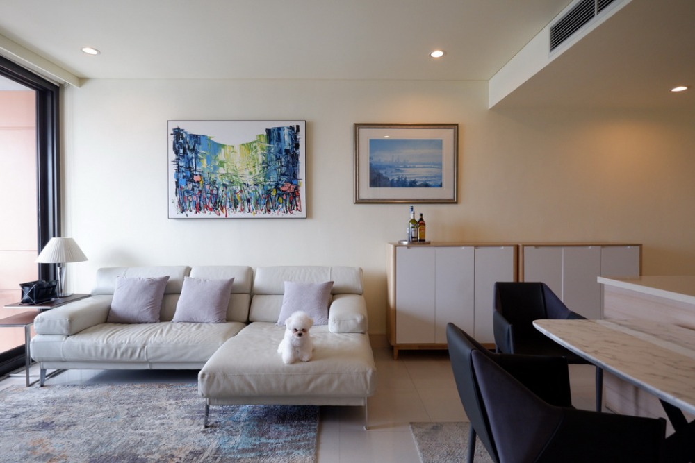 For SaleCondoSukhumvit, Asoke, Thonglor : Tel. 081-579-5995 For Sale Condo Aguston Sukhumvit 22 @BTS Phrom Phong, 80.22 sq.m 2 Beds 2 Baths 22nd floor, Nice View, Fully furnished, Ready to move in