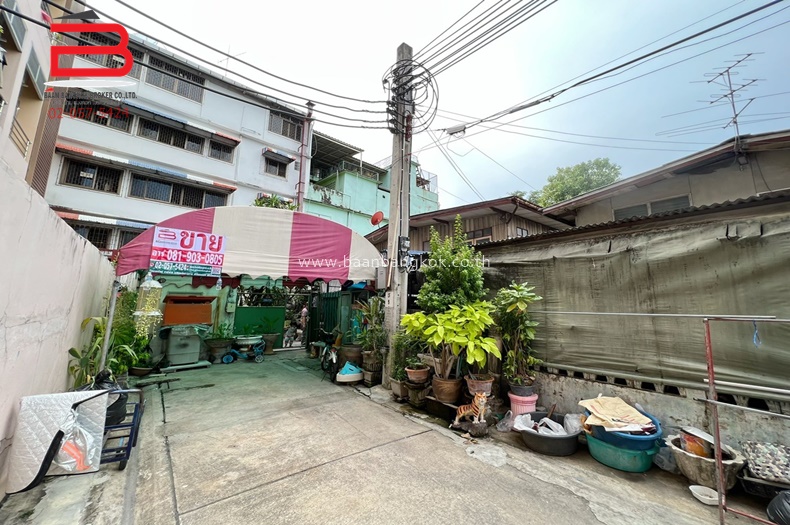 ขายที่ดินท่าพระ ตลาดพลู วุฒากาศ : ที่ดิน พร้อมบ้าน ซ.โชคชัย 2 - บางหว้า เนื้อที่ 43 ตรว. ถนนเพชรเกษม เขตภาษีเจริญ