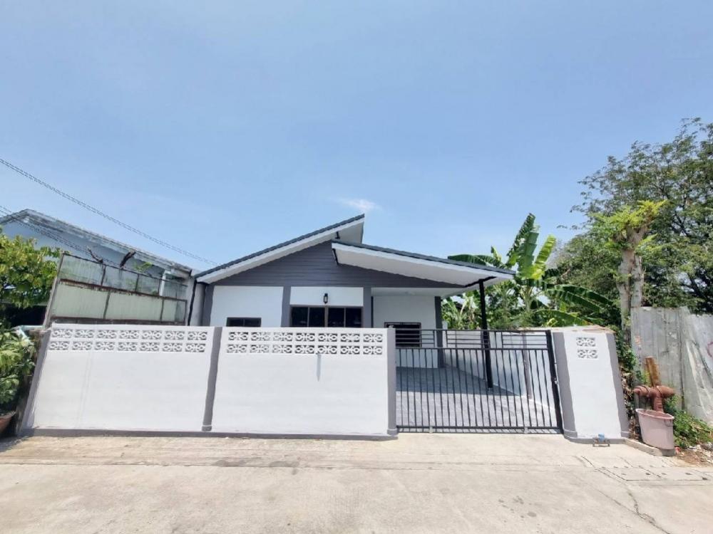 For SaleHouseMin Buri, Romklao : 1 storey detached house for sale, Ramkhamhaeng Zone, Saphan Sung Ramkhamhaeng electric train line Bua Khao Village