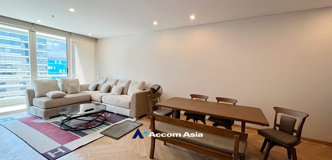 ขายคอนโดสีลม ศาลาแดง บางรัก : 3 Bedrooms Condominium for Sale and Rent in Silom, Bangkok near BTS Sala Daeng - MRT Silom at Royal Saladaeng (1520689)