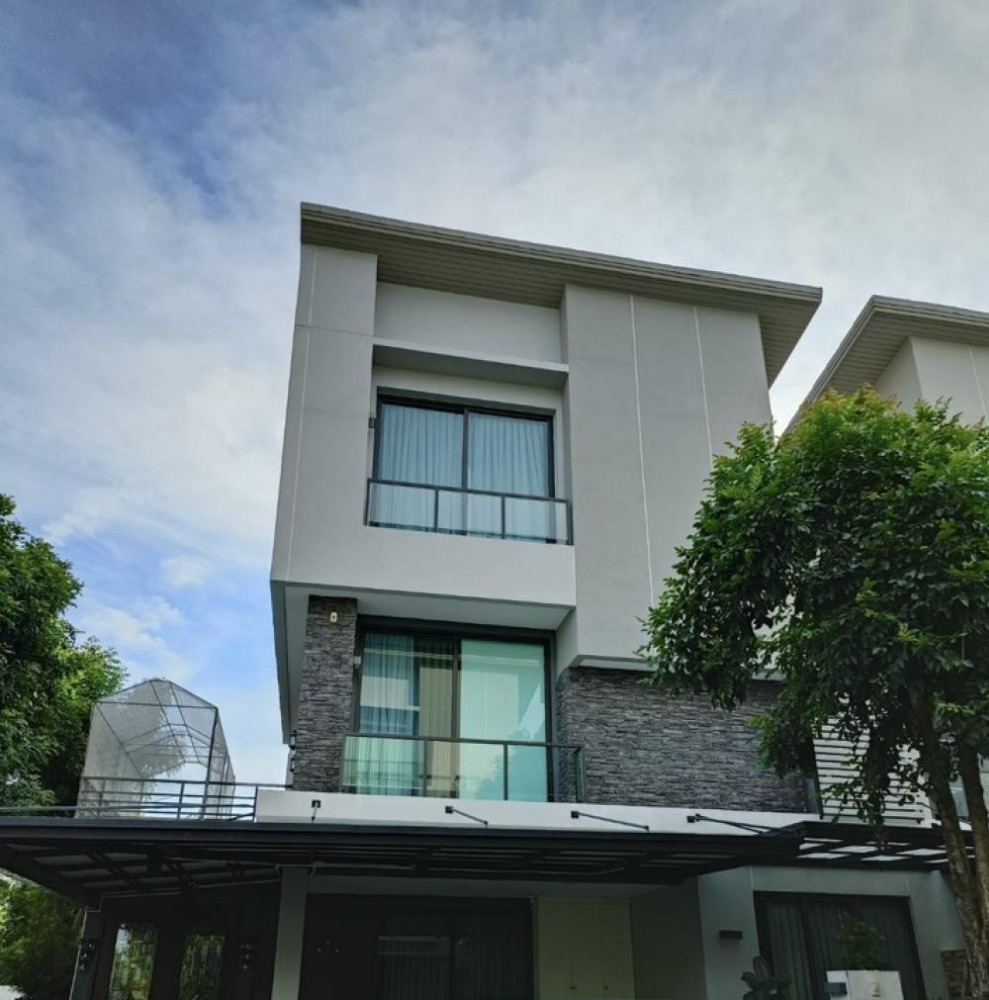 ขายบ้านเลียบทางด่วนรามอินทรา : บ้านกลางเมือง คลาสเซ่ เอกมัย-รามอินทรา เฟอร์นิเจอร์อิตาลี หรู! ราคาพิเศษ 🔥 [BEST DEAL] 🔥 Baan Klang Muang Classe