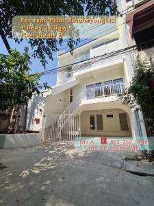 For RentHouseRama9, Petchburi, RCA : 3-storey house for rent, Pridi Banomyong 42, beautiful house near Rama 9.