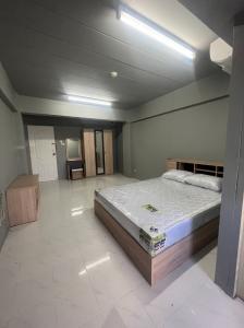 For SaleCondoMin Buri, Romklao : ** Urgent sale !! Mahanakorn Thani Condo Nong Chok >> Real room, real price !!