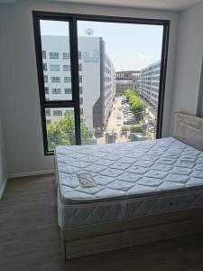 For RentCondoOnnut, Udomsuk : Condo for rent, The Nest Sukhumvit 64, fully furnished room, ready to move in near Punnawithi BTS  Accept short contract