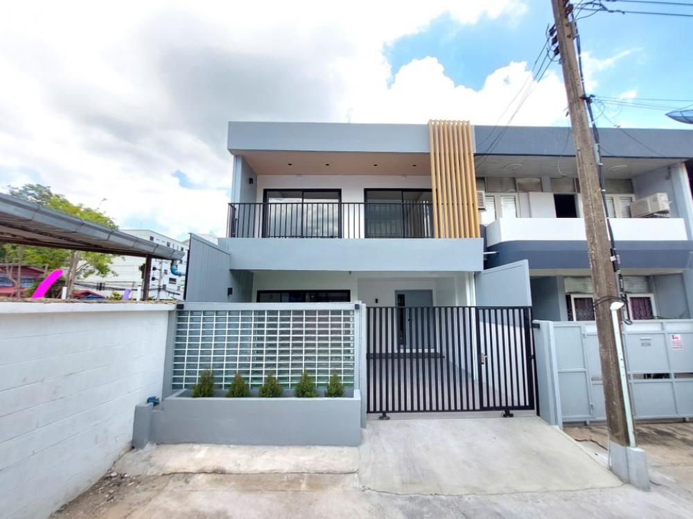 For SaleTownhouseSukhumvit, Asoke, Thonglor : Sale TownhouseSukhumvit 89/1, 400m from BTS Bangchak