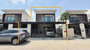 For SaleTownhouseNonthaburi, Bang Yai, Bangbuathong : Premium townhome! Twin houses, no walls attached to anyone! Leave the space next to the house for privacy. 2-storey townhome for sale, The Connect Kanchana-Kantana (The Connect Kanjanapisek-Kantana).