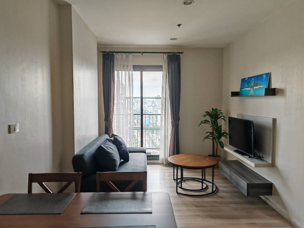 For RentCondoRatchadapisek, Huaikwang, Suttisan : FOR ((RENT)) PRICE 26,000. - CONDO CENTRIC HUAIKWANG, 2 BED 2 BATH, 29th, 58 SQ.M.