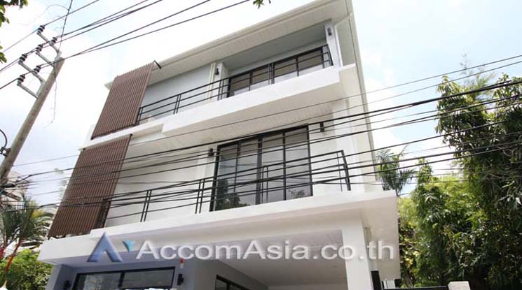For SaleHouseSukhumvit, Asoke, Thonglor : Home Office | 4 Bedrooms House for Sale in Sukhumvit, Bangkok near BTS Phrom Phong (2321395)