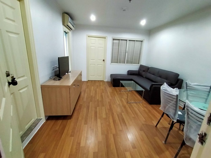 For RentCondoPinklao, Charansanitwong : Condo for rent Lumpini Place - Pinklao Type 2 bedrooms, 2 bathrooms, 64 sq m, only 19000, negotiable price usable space worthwhile, convenient to travel Very close to MRT Easy to talk to. Feel comfortable. 0946245941