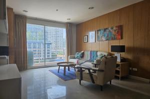 ขายคอนโดสุขุมวิท อโศก ทองหล่อ : Code C20230203898....Serene Place Sukhumvit 24 สำหรับขาย, 2 ห้องนอน, 2 ห้องน้ำ, แต่งครบ, ราคาพิเศษ!!