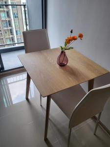 For RentCondoRama9, Petchburi, RCA : **Condo for rent: Ideo Rama 9 - Asoke**Price: 19,000 baht/month (Tel&Line: 0970172080)