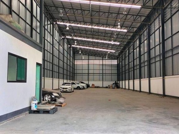 For RentFactorySamut Prakan,Samrong : Warehouse/warehouse building for rent Usable area 1,000 sq m. with office, water and electricity system, Bang Phli Road, Samut Prakan Province, rental price 120,000 baht/mo.