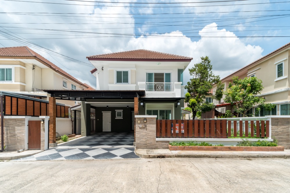 For SaleHousePathum Thani,Rangsit, Thammasat : House for sale, newly renovated, fully furnished, ready to move in, very new, Sinthanee Grandville Rangsit - Klong 5