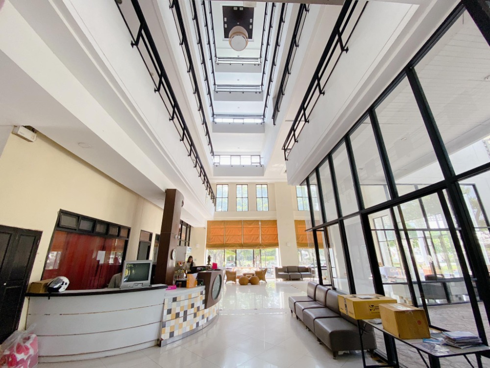 ขายขายเซ้งกิจการ (โรงแรม หอพัก อพาร์ตเมนต์)นครปฐม พุทธมณฑล ศาลายา : ขายด่วน!!! อพาร์ทเม้นท์ทำเลดี ใกล้ม.ศิลปากร นครปฐม เดินทาง 2 นาที จำนวนห้องกว่า 130 ห้อง พื้นที่เกือบ 4 ไร่ 2 งาน รายได้กว่า 600,000 บาทต่อเดือน!!!