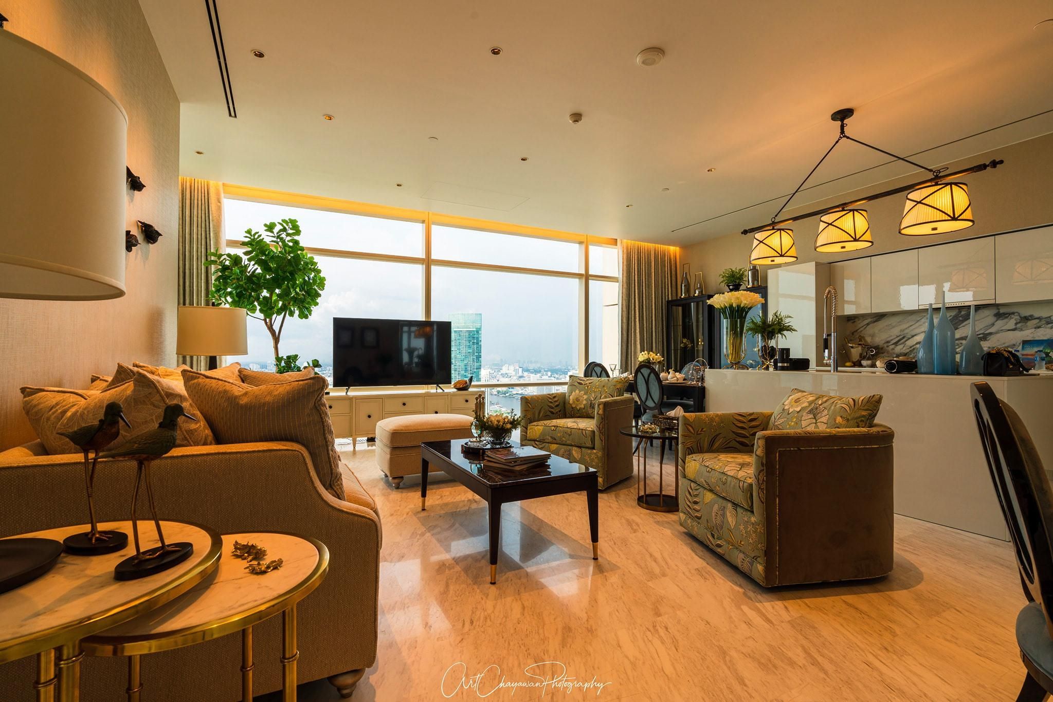 For SaleCondoSathorn, Narathiwat : Large 2-BR Condo at Four Seasons Private Residences Bangkok