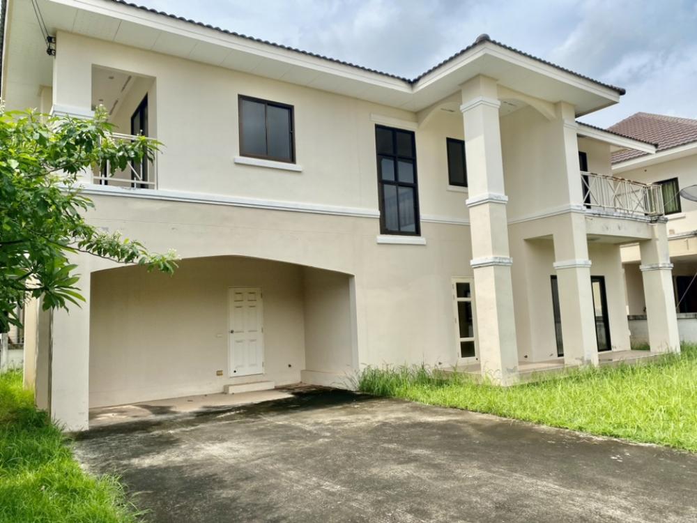 For SaleHouseKhon Kaen : ❤️❤️❤️ Urgent sale, Bass Home Village 3 Khon Kaen, way to Khon Kaen Airport, large size 90 square meters, parking for 4 cars, 4 bedrooms, 2 bathrooms, 1 living room, there is a lawn in front of the house, selling a discount from 5.5 million, only 5 millio