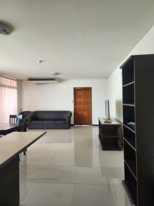 For SaleCondoPattaya, Bangsaen, Chonburi : Sell Jomtien Complex Condotel, size 122 square meters, sea view, 2 bedrooms, 2 bathrooms, corner room, sea view