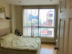 For SaleCondoSapankwai,Jatujak : Condo Life at Phahol 18, next to Chatuchak Transport, 40 sq m., in the heart of Bangkok. Close to MRT and BTS Chatuchak Station