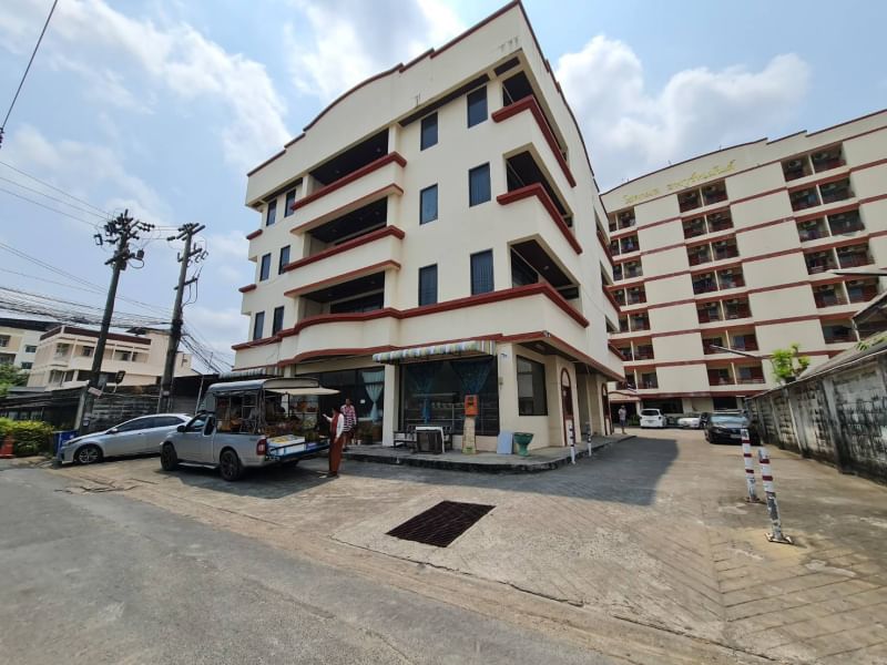 For SaleBusinesses for saleRatchadapisek, Huaikwang, Suttisan : Apartment for sale, 186 rooms, 619 square meters, Sutthisan area, Huai Khwang, Ratchada, near MRT Sutthisan only 500 meters.