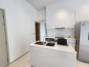 For SaleCondoSilom, Saladaeng, Bangrak : Sale Ashton Silom Luxury Condo, Silom Road, near BTS.