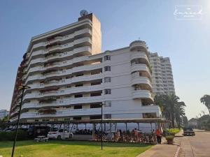 ขายขายเซ้งกิจการ (โรงแรม หอพัก อพาร์ตเมนต์)รามคำแหง หัวหมาก : ขาย - Thara Ruen Ake condo 🔵 ห้องใหญ่ ใกล้ม.ราม โทร.062 - 2962295 (คุณนิ) #TheEnrich 🔵