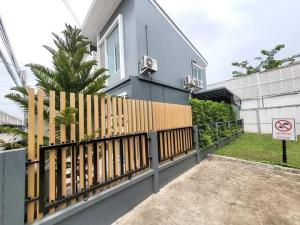 For RentTownhouseSamut Prakan,Samrong : WW526 House for rent Casa City Bangna near Mega Bangna
