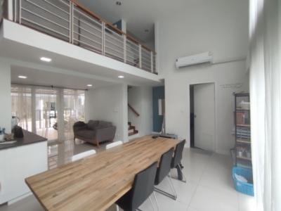 For SaleTownhouseYothinpattana,CDC : Townhome for sale Space Townhome Ladproa80 340 sq m. 30 sq m.