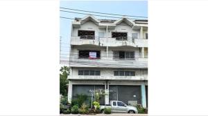 For SaleShophouseMin Buri, Romklao : Commercial building for sale Kheha Romklao Rd. easy access