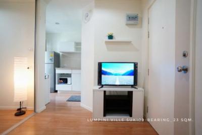 For RentCondoBangna, Bearing, Lasalle : Condo for rent, fully furnished, ready to move in, 2 air conditioners, LUMPINI VILLE, Sukhumvit 109 - Bearing, 23 sq m., room near the garden and swimming pool. near BTS Bearing