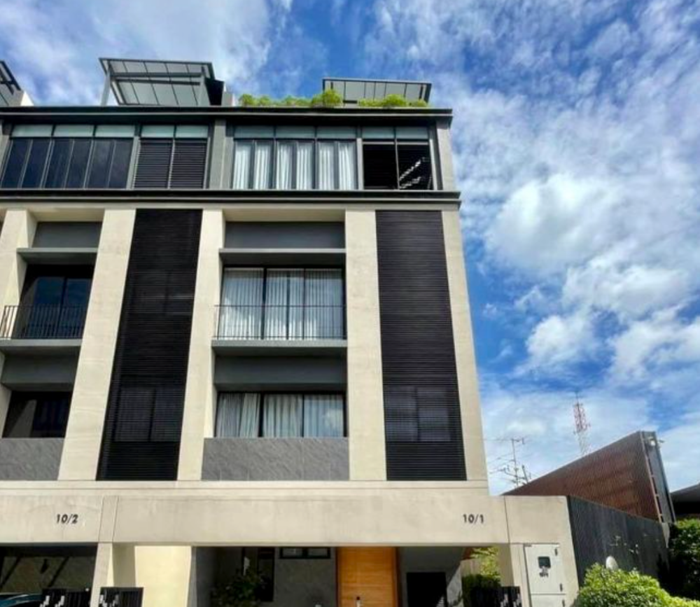 For SaleTownhouseRama9, Petchburi, RCA : Townhome for sale Aires AIRES RAMA 9 🔥 [BEST DEAL] 🔥 usable area 291 sq m, 15 minutes to Thonglor