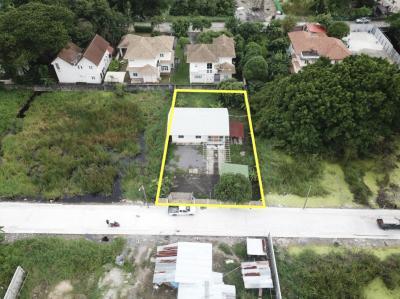 For SaleLandKasetsart, Ratchayothin : Land for sale, Ram Inthra 39 intersection 24, 2 ngan, near Ram Inthra Road, only 1.4 km. CC