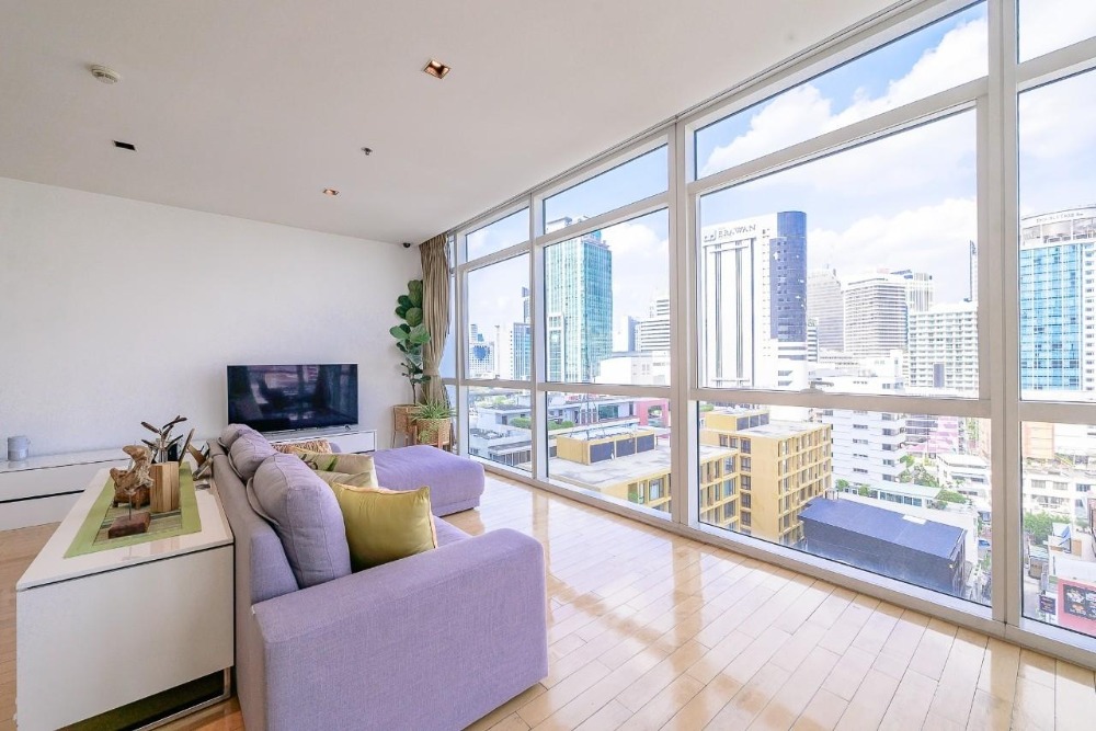 For SaleCondoWitthayu, Chidlom, Langsuan, Ploenchit : Condo Athenee Residence for sale 3 bedroom 3 bathroom Beautifully decorated, fully furnished, good view, ready to move in. If anyone is interested, hurry up to contact me.