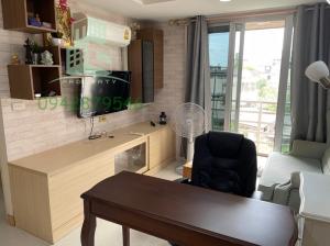 For RentCondoWongwianyai, Charoennakor : Beautiful room for rent, Master Sathorn, project on the main road***, next to BTS Krung Thon Buri, only 150 m.***