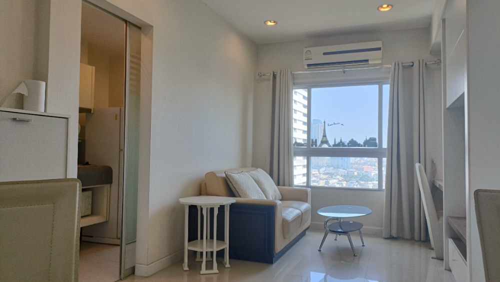 For SaleCondoWongwianyai, Charoennakor : Condo Q House Sathorn 47 sq m, peaceful, wide, good value, beautiful view, close BTS Krung Thon Buri