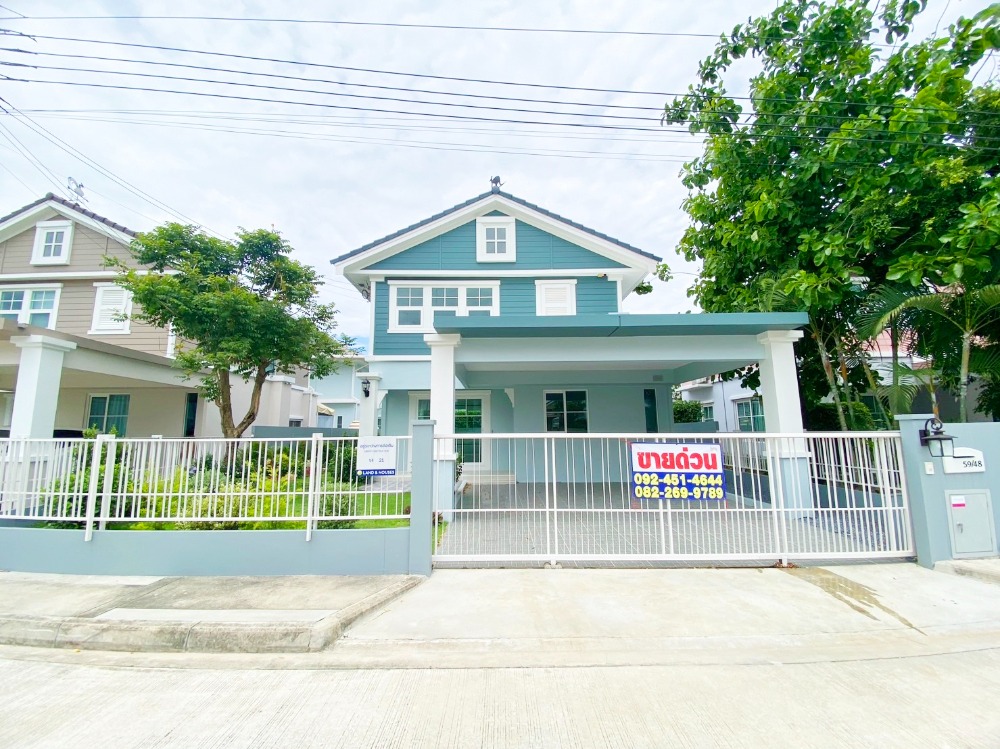 For SaleHousePhutthamonthon, Salaya : ✨✨House for sale Villaggio Villaggio Pinklao-Salaya New renovated house, ready to move in, size 51 sq m, 3 bedrooms, 3 bathrooms, near Mahidol University, convenient transportation, near Si Rat Expressway - Outer Ring Road and the Parallel Way, Loi Fah Bo