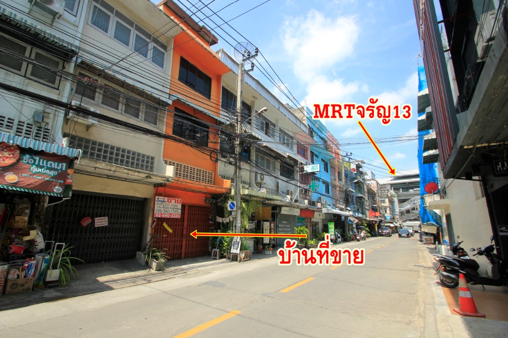 For SaleShophousePinklao, Charansanitwong : Commercial building for sale near BTS Charan 12, commercial location, newly renovated, ready to move in can walk in and out 3 floors with a mezzanine floor, roof, price 5.9 million