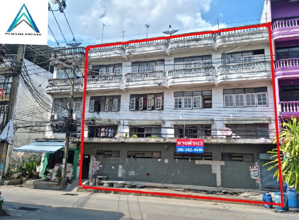 For SaleShophouseEakachai, Bang Bon : Urgent sale!!! Commercial building, 4 units, Sampeng 2, location suitable for doing business, inexpensive, can be sold separately. Interested call: 0922829196