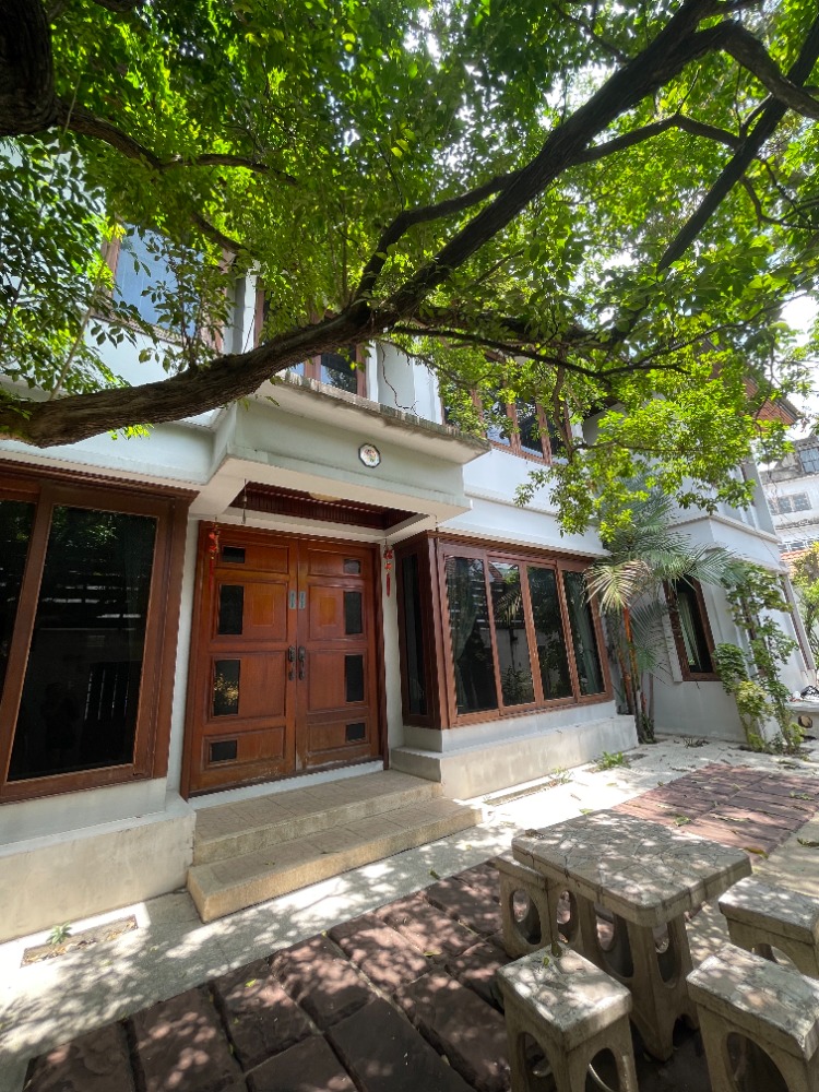 For SaleHouseYothinpattana,CDC : 2-storey detached house with style in the midst of shady trees, Ramintra, size 102 sq m. 🔥 [RARE and BEAUTILFUL] 🔥 House 102 sqw.