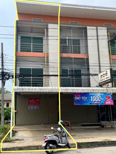 For SaleShophouseSaraburi : 3-storey commercial building for sale, 21.6 square meters, behind the corner, good location, Thetsaban 5 Road, Pak Phriao, Saraburi