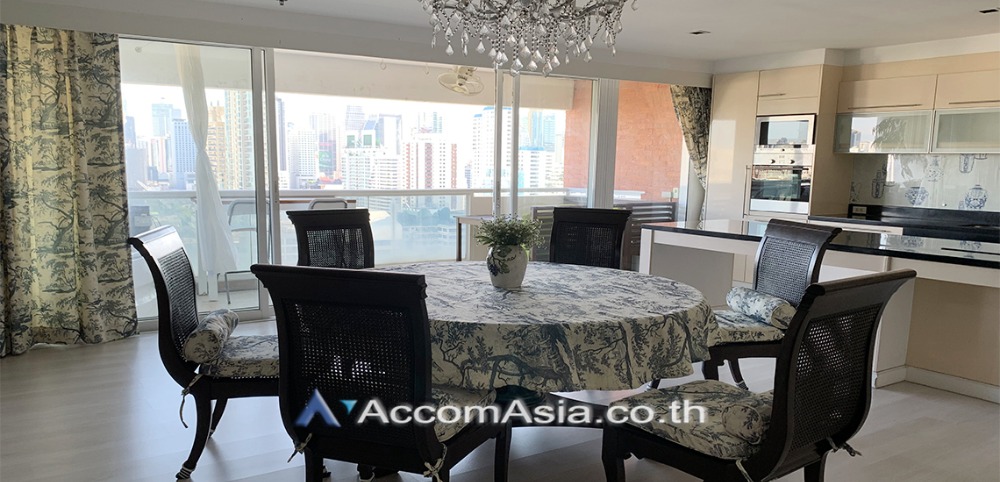 ให้เช่าคอนโดสุขุมวิท อโศก ทองหล่อ : Pet-friendly | 3 Bedrooms Condominium for Rent in Sukhumvit, Bangkok near MRT Phetchaburi at Kiarti Thanee City Mansion (AA20872)
