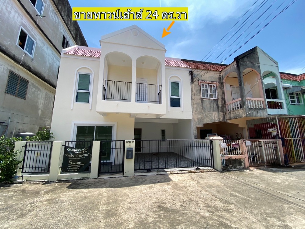 For SaleTownhouseRayong : Townhouse for sale, 2 floors, 24 sq m, completely renovated. Near Rayong Witthayakhom School and Suan Sri Muang, 650 m, Mueang Rayong District, Rayong Province