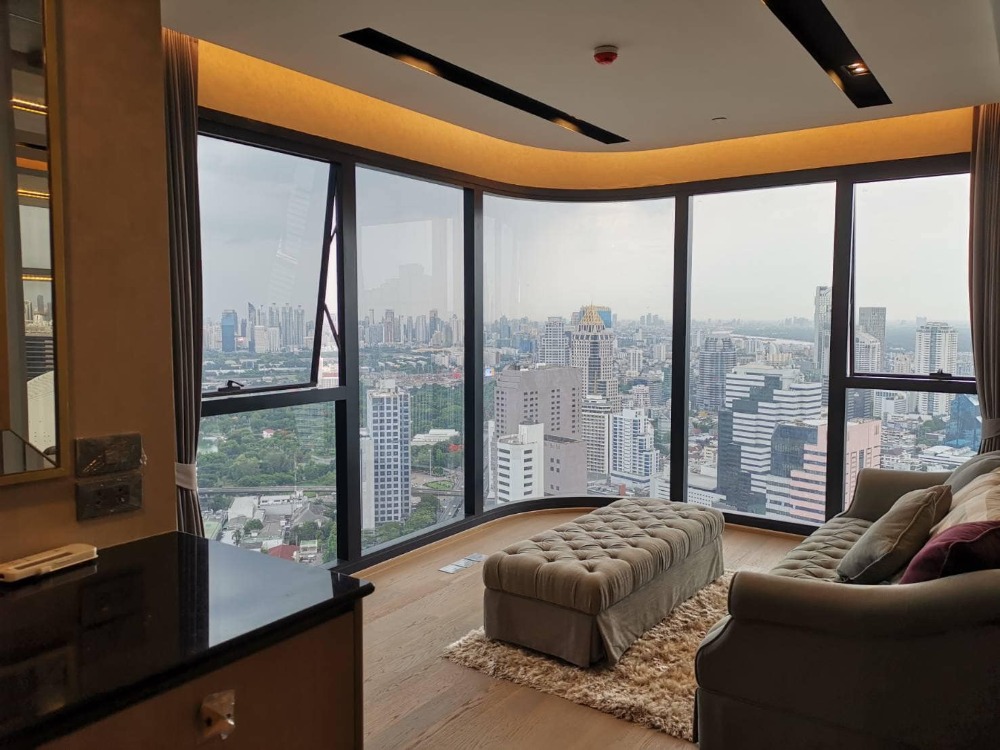 For RentCondoSiam Paragon ,Chulalongkorn,Samyan : Ashton Chula - Silom【𝐑𝐄𝐍𝐓】🔥Spacious room, lots of space, beautifully decorated, fully furnished. Room with a very nice view Available August 🔥 Contact Line ID @hacondo
