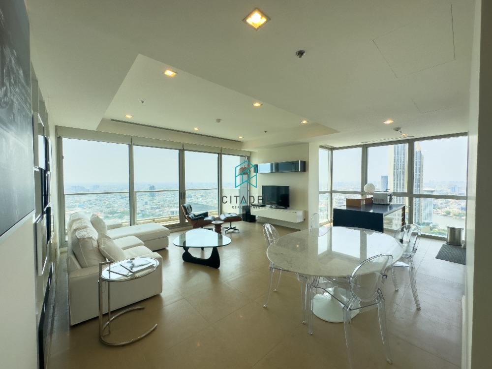 ให้เช่าคอนโดวงเวียนใหญ่ เจริญนคร : High Floor 2 Beds Condo for Rent!