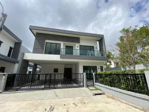 For SaleHouseLadkrabang, Suwannaphum Airport : New detached house, never been in, The City Sukhumvit - On Nut (H23062)