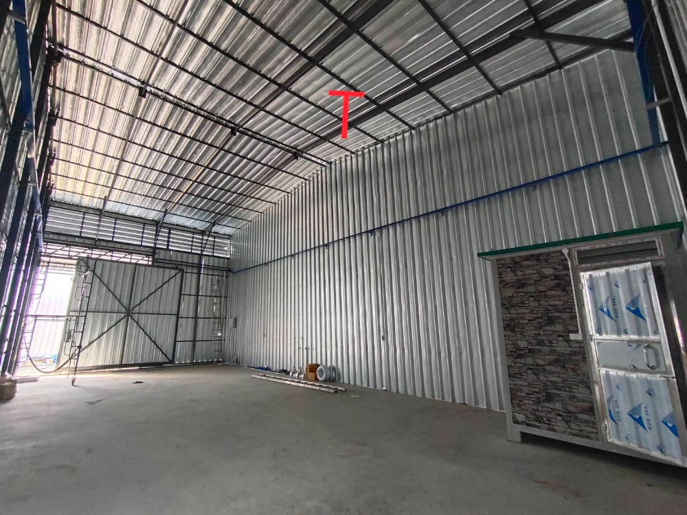 For RentWarehouseSamut Prakan,Samrong : SME warehouse for rent 25,000/month Theparak-Bang Phli 200 sq m. Contact: Khun Pla 0630895418