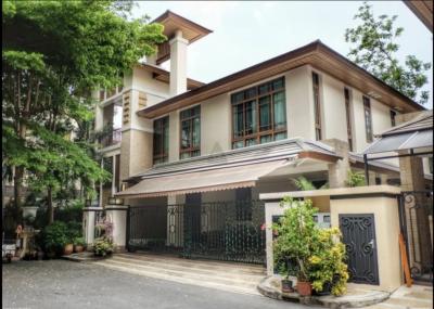 ให้เช่าบ้านอ่อนนุช อุดมสุข : ให้เช่า บ้านเดี่ยว Baan Sansiri Sukhumvit 67 มีสระว่ายน้ำ 5 ห้องนอน