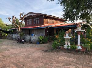 For SaleHouseKorat Nakhon Ratchasima : house with land