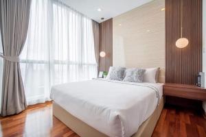 ให้เช่าคอนโดราชเทวี พญาไท : For Rent 💜 Wish Signature Midtown Siam 💜 (รหัสทรัพย์ #A23_6_0467_2) Beautiful room, beautiful view, ready to move in.