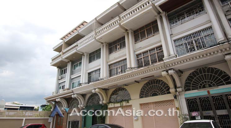 For RentTownhouseSathorn, Narathiwat : Home Office | 4 Bedrooms Townhouse for Rent in Sathorn, Bangkok near BRT Thanon Chan (AA12410)