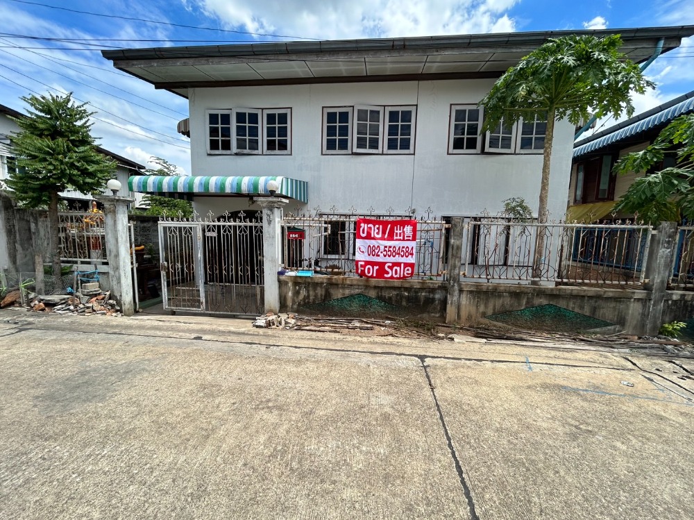 For SaleHousePathum Thani,Rangsit, Thammasat : 2-storey detached house for sale, 56 sq m, Soi Thes Samphan, Pathum Sai Nai Road, Muang District, Pathum Thani, near Pathum Thani Municipal Market